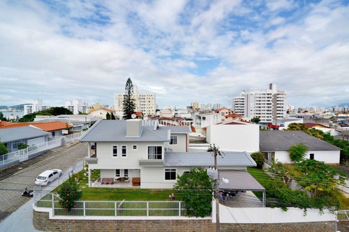 Apartamento De 01 Quarto Em Localização Privilegiada. - 4443