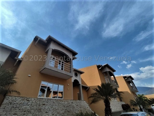 Imagen 1 de 14 de Espectacular Townhouse En La Mas Exclusiva Zona De Maracay, Urb. Cantarrana. #23-26710 Mg