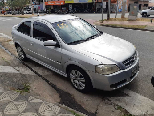 Imagem 6 de 7 de Chevrolet Astra 2005 2.0 Advantage Flex Power 3p