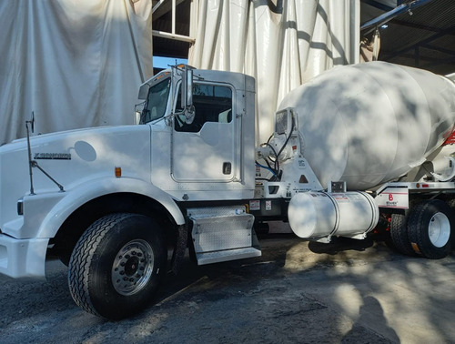Imagen 8 de 10 de Trompo Revolvedor Kenworth 2011 Con Olla Nueva 8m3 Mixer