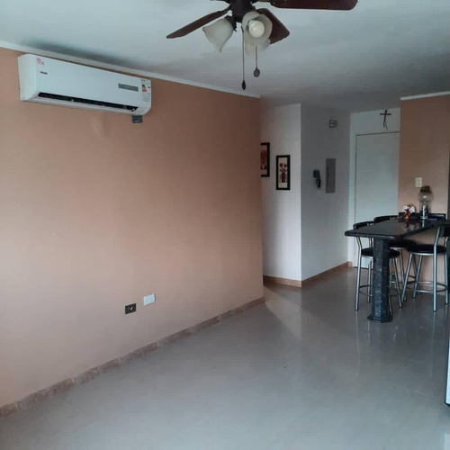 Imagen 2 de 10 de Apartamento En Venta La Sabana Guatire Mls #22-16105