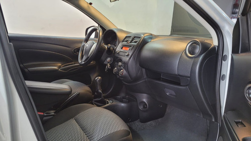 Nissan Versa Versa 1.0 12V (Flex)