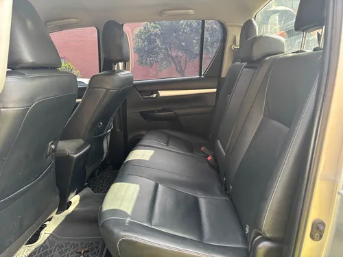 Toyota Hilux 2.4l