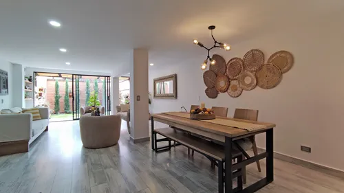 Venta Casa Unifamiliar En Envigado El Esmeraldal