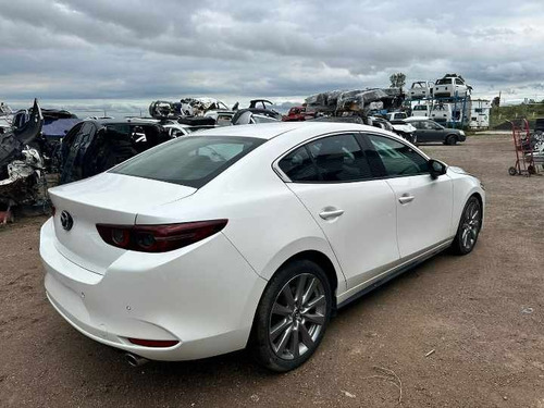 Mazda 3 2021 Por Partes, Yonke