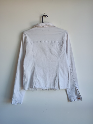 Campera Denim Blanca Sabrina, Talle L (Usado)