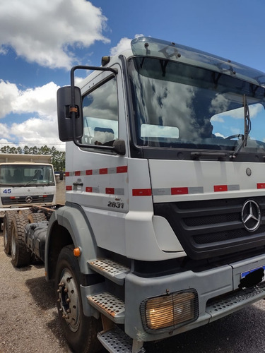 - Mercedes-benz Axor 2831 6x4 Ano 2011 Traçado Caçamba Curto