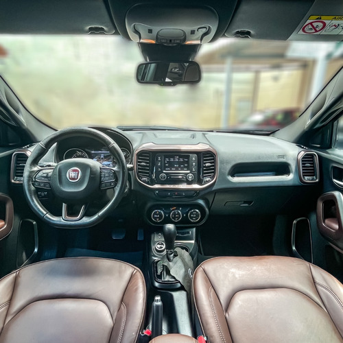 Imagem 5 de 7 de Fiat Toro Ranch
