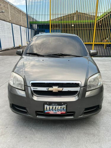 Imagen 2 de 13 de Chevrolet Aveo Lt
