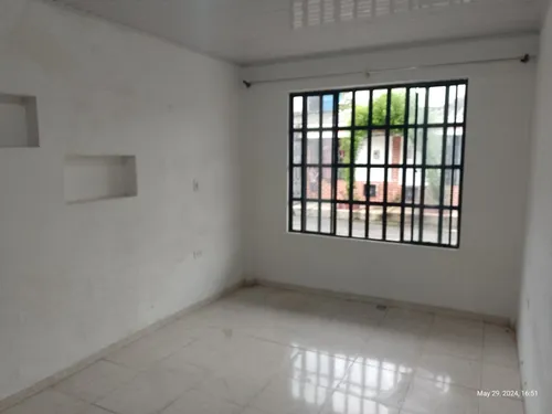 Oportunidad De Inversión Casa Construida Con Media Plancha Para Segundo Piso