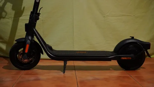 Monopatín Impecable Poco Uso Ninebot Kickscooter