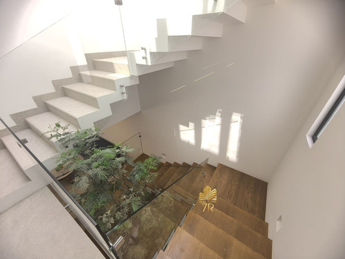 Casa En Venta Con Vista Panorámica En Zibata!