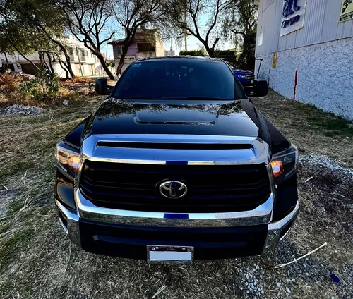 Toyota Tundra 5.7 Limited 4x4 At