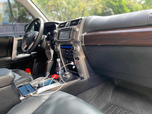Imagen 2 de 3 de Toyota 4runner Limited Automático