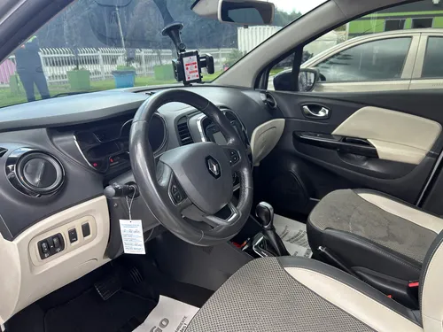 Renault Captur 2.0 Intens Automática