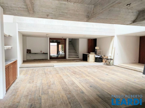 Casa Assobradada - Alto De Pinheiros - Sp - 632915