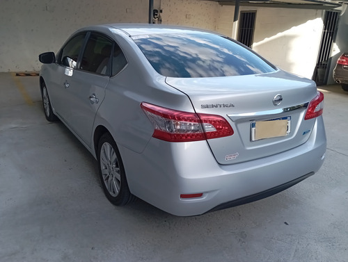 Nissan Sentra 1.8 Exclusive Navi At