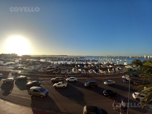 Imagen 2 de 23 de Departamento - Puerto