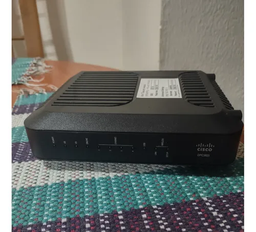 Modem router Entrada Coaxial Salida Wifi cable Cisco Dpc3825