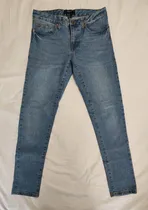Comprar Jean Forever 21 Chupín Hombre