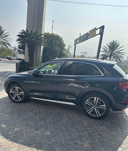 Audi Q5 2.0 L T Elite Dsg