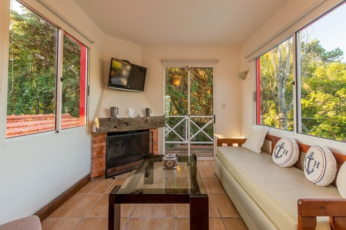 Imagen 8 de 21 de Casa En Rincón Del Indio Con Piscina Climatizada Punta Del Este
