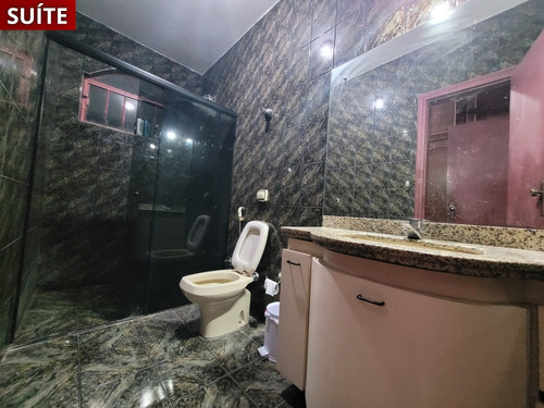 Casa De 3 Quarto, Três Banheiros , 1 Suíte,4 Salas