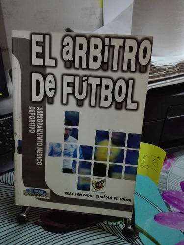 El Arbitro De Futbol //