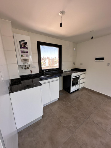 Venta Edificio Comercial - Corporativo - Residencial En Bloque, Barrio Guemes, Cordoba Capital