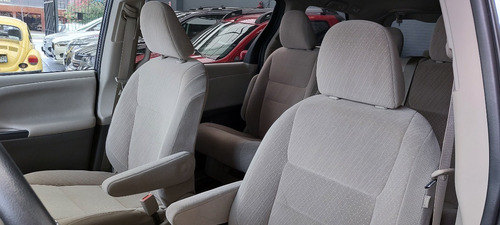 Imagen 6 de 15 de Toyota Sienna Le 2020