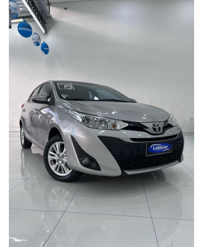 Toyota Yaris 1.3 16V FLEX XL PLUS TECH MULTIDRIVE