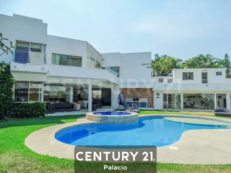 Casa En Venta En Cond Colorines, Delicias, Cuernavaca, Morelos $15,500,000.00