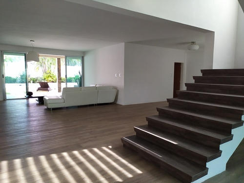 Imagen 2 de 14 de Rentahouse Celeste Nuñez 04244475408 223990