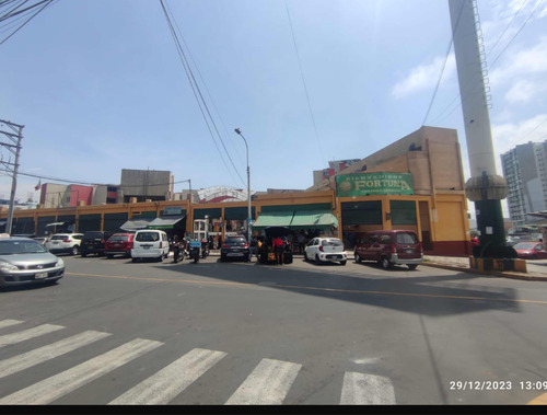 Venta De Local Cc. Fortuna - Surquillo Límite Con Miraflores