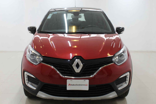 Imagen 8 de 15 de Renault Captur 2018 4 Cilindros