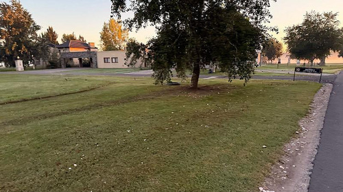 Lote En Esquina De 916 M2 En San Eliseo Golf, Con Escritura. San Vicente.