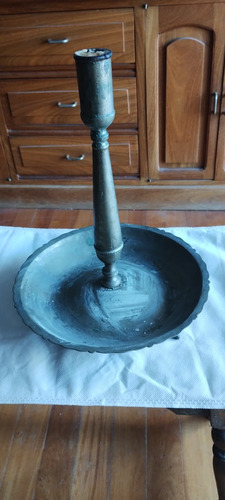 Antigua Palmatoria De Mesa En Metal Blanco ..no Envío.... (Usado)
