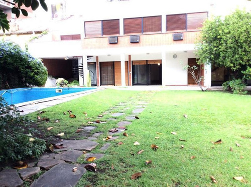 Imagen 30 de 30 de Casa De 5 Dormitorios Con Jardín Y Pileta