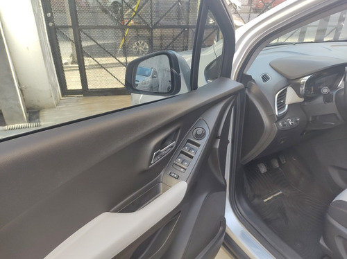 Imagen 9 de 12 de Chevrolet Tracker 2018 1.8 Ltz
