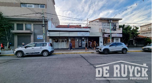 Local Con Vivienda En Venta En Florencio Varela Este