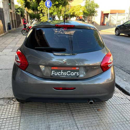 Imagen 6 de 25 de Peugeot 208 1.6 Allure Touchscreen