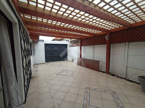 Casa En Venta De 3 Dorm. 2 Baños Portal Oeste En Cerrillos