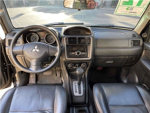 Imagem 9 de 11 de Mitsubishi Pajero Tr4 2.0 4x2 16v 140cv Flex 4p Automático