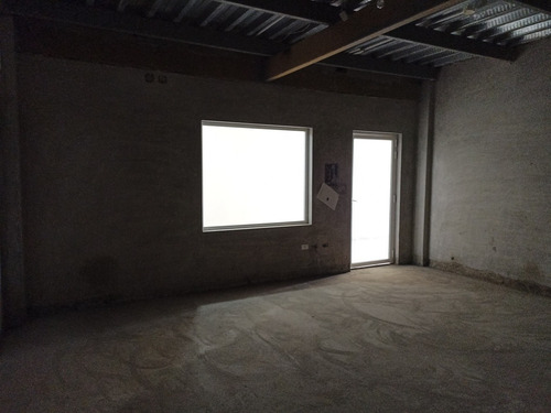 Imagen 6 de 7 de Se Vende Local Comercial En El C.c Vitali Center En Plc