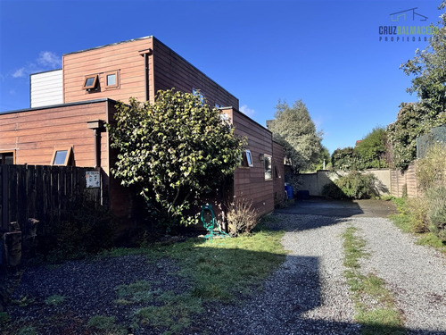 Casa En Venta De 4 Dorm. En Puerto Varas
