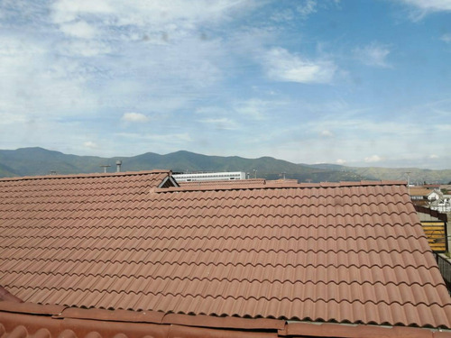 Casa Venta 5 Dorm 3 Baños. Cerca Tottus (72677)