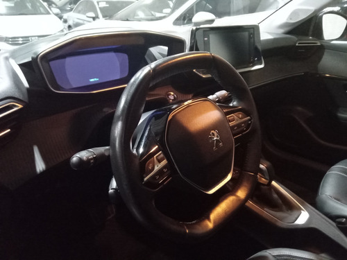 Peugeot 208 1.6 Feline Tiptronic