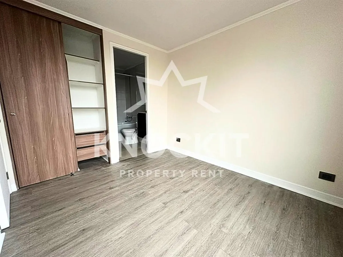 Imagen 5 de 8 de Arriendo En Santa Corina 100 La Cisterna 1d1b + Estac Y