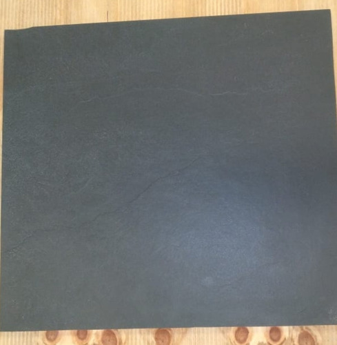 Piso Marca Interceramic Absolute Super Black 60x60