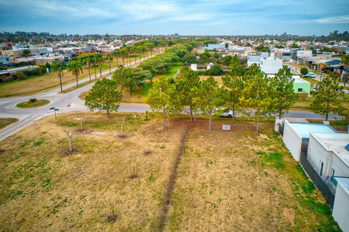 Imagen 8 de 8 de Lote En Don Mateo 730m2. En El Ingreso Del Barrio, Solo Linda Con 1 Vecino
